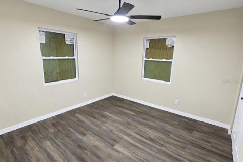 Villa ou maison à louer à Tampa, Floride: 3 chambres, 98.85 m2 № 2430643 - photo 13