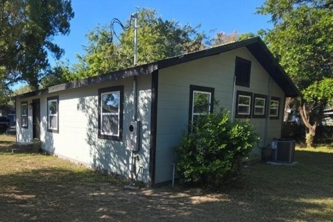 Villa ou maison à louer à Tampa, Floride: 3 chambres, 98.85 m2 № 2430643 - photo 2