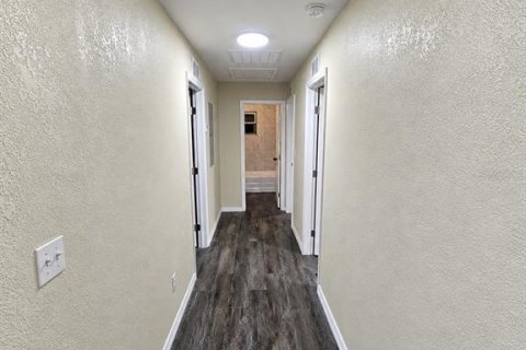 Villa ou maison à louer à Tampa, Floride: 3 chambres, 98.85 m2 № 2430643 - photo 18