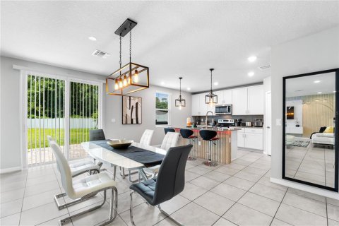 Villa ou maison à louer à Davenport, Floride: 4 chambres, 246.01 m2 № 1917391 - photo 9