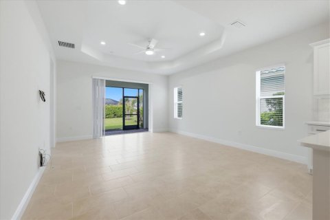 Villa ou maison à vendre à Sarasota, Floride: 3 chambres, 172.98 m2 № 2258737 - photo 7