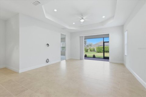 Villa ou maison à vendre à Sarasota, Floride: 3 chambres, 172.98 m2 № 2258737 - photo 4