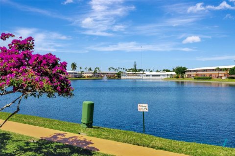 Copropriété à vendre à Hallandale Beach, Floride: 2 chambres, 78.78 m2 № 1730728 - photo 19