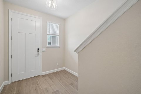 Adosado en venta en Tampa, Florida, 3 dormitorios, 144.65 m2 № 2302422 - foto 4