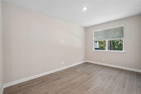 Adosado en venta en Tampa, Florida, 3 dormitorios, 144.65 m2 № 2302422 - foto 15