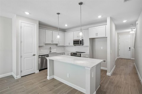 Adosado en venta en Tampa, Florida, 3 dormitorios, 144.65 m2 № 2302422 - foto 7