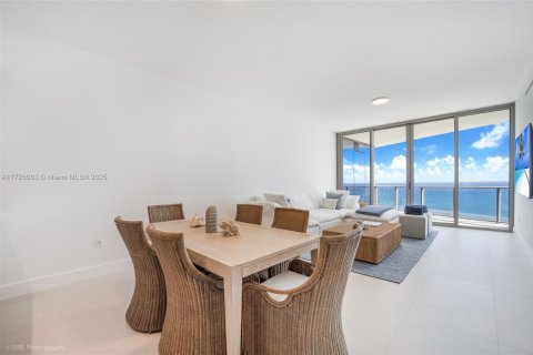 Condominio en alquiler en Sunny Isles Beach, Florida, 2 dormitorios, 134.43 m2 № 1958993 - foto 4