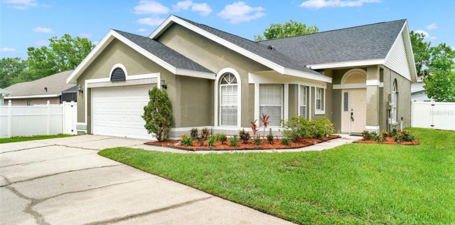 Casa en Orlando, Florida 3 dormitorios, 139.35 m2 № 1774091