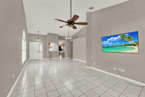 Casa en venta en Orlando, Florida, 3 dormitorios, 139.35 m2 № 1774091 - foto 3