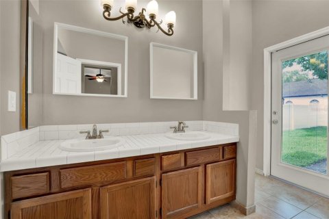 Casa en venta en Orlando, Florida, 3 dormitorios, 139.35 m2 № 1774091 - foto 18
