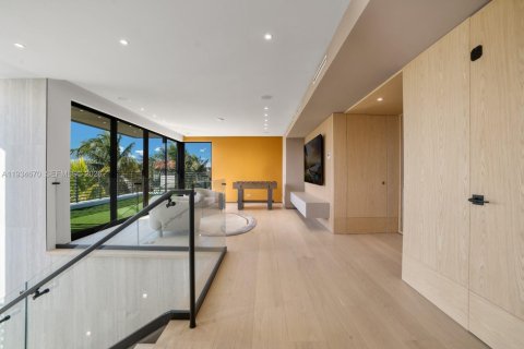 House in Fort Lauderdale, Florida 6 bedrooms № 1994645 - photo 27