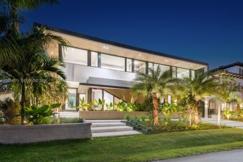 House in Fort Lauderdale, Florida 6 bedrooms № 1994645 - photo 8