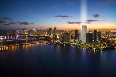 Condominio en alquiler en Miami, Florida, 1 dormitorio, 65.96 m2 № 1993637 - foto 24