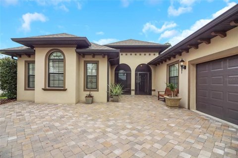 House in Lady Lake, Florida 4 bedrooms, 240.25 sq.m. № 1840225 - photo 9