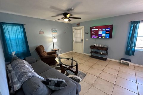 House in Nokomis, Florida 2 bedrooms, 74.32 sq.m. № 1803478 - photo 16