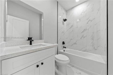 Casa en venta en Lehigh Acres, Florida, 3 dormitorios № 1986950 - foto 21