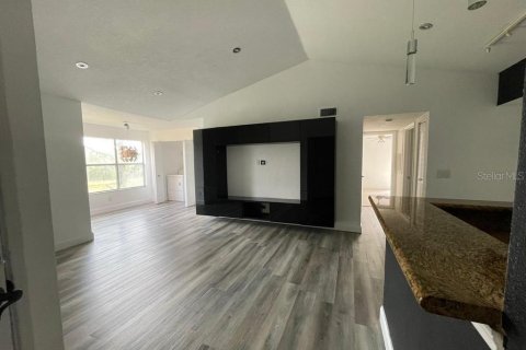 Condominio en venta en Orlando, Florida, 2 dormitorios, 91.79 m2 № 2142509 - foto 2