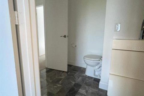 Condominio en venta en Orlando, Florida, 2 dormitorios, 91.79 m2 № 2142509 - foto 12