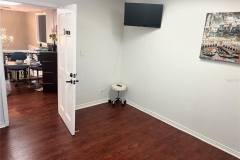 Commercial property in Tampa, Florida 280.01 sq.m. № 1535217 - photo 24