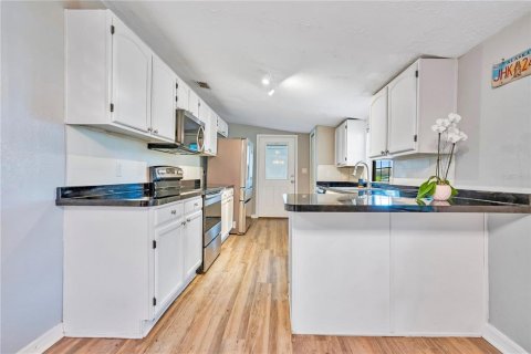 Villa ou maison à vendre à Dover, Floride: 3 chambres, 118.08 m2 № 2112256 - photo 10