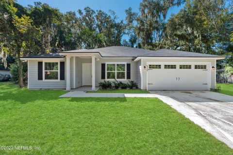 House in Jacksonville, Florida 4 bedrooms, 163.51 sq.m. № 801840 - photo 1
