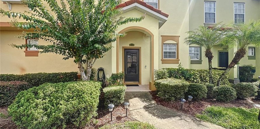 Townhouse in Davenport, Florida 3 bedrooms, 117.24 sq.m. № 1881222