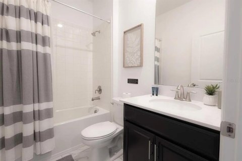 Casa en venta en Kissimmee, Florida, 5 dormitorios, 278.34 m2 № 2123713 - foto 11