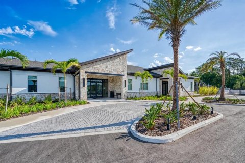 Casa en venta en Kissimmee, Florida, 5 dormitorios, 278.34 m2 № 2123713 - foto 24