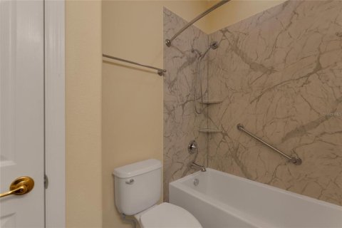 House in Kissimmee, Florida 2 bedrooms, 143.35 sq.m. № 2203037 - photo 19