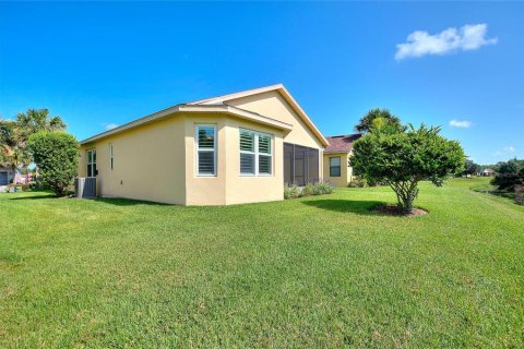 House in Kissimmee, Florida 2 bedrooms, 143.35 sq.m. № 2203037 - photo 30