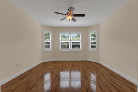 House in Kissimmee, Florida 2 bedrooms, 143.35 sq.m. № 2203037 - photo 12