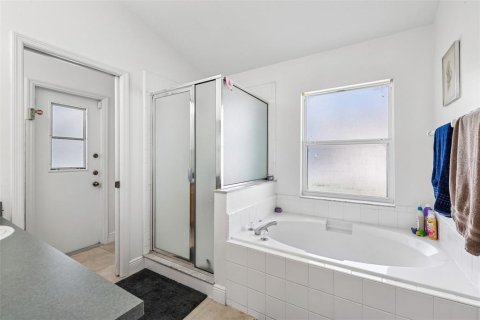 Villa ou maison à vendre à Clermont, Floride: 4 chambres, 176.24 m2 № 2418791 - photo 20