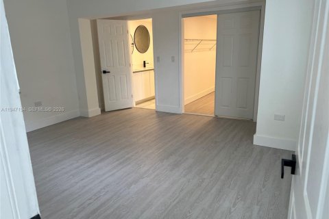 Villa ou maison à vendre à Miramar, Floride: 3 chambres, 130.71 m2 № 2005039 - photo 11