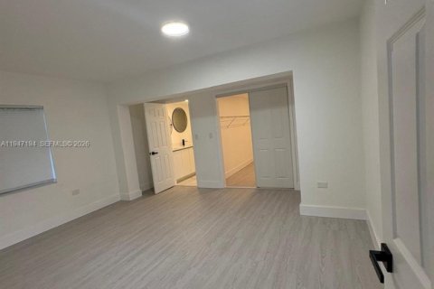 Villa ou maison à vendre à Miramar, Floride: 3 chambres, 130.71 m2 № 2005039 - photo 10