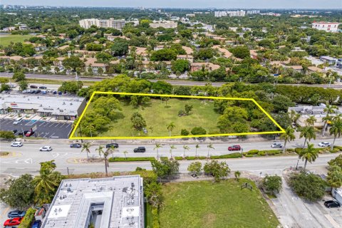 Commercial property in Miami, Florida № 1933823 - photo 5