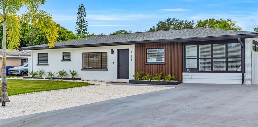 Casa en Sarasota, Florida 4 dormitorios, 161.19 m2 № 1676013