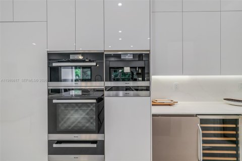 Купить виллу или дом в Бискейн-Парк, Флорида 4 спальни, 290.13м2, № 2043459 - фото 23