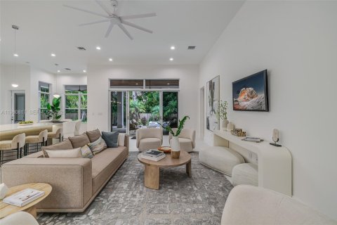 Купить виллу или дом в Бискейн-Парк, Флорида 4 спальни, 290.13м2, № 2043459 - фото 24