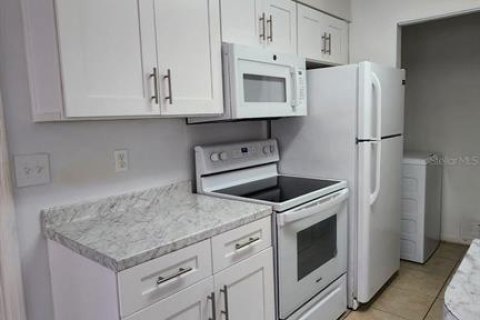 Condominio en venta en Orlando, Florida, 2 dormitorios, 77.02 m2 № 1519459 - foto 11