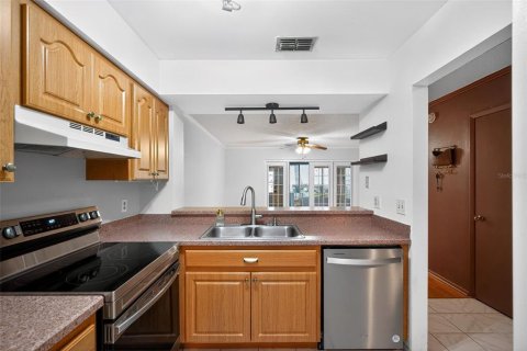 Condominio en venta en Temple Terrace, Florida, 2 dormitorios, 110.55 m2 № 1903510 - foto 5