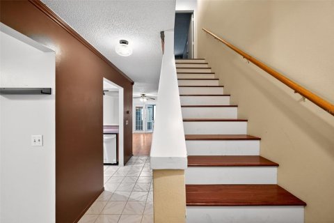 Condominio en venta en Temple Terrace, Florida, 2 dormitorios, 110.55 m2 № 1903510 - foto 17