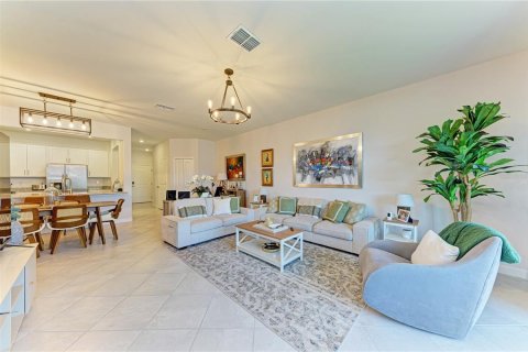 Townhouse in Bradenton, Florida 3 bedrooms, 178.84 sq.m. № 2213705 - photo 8