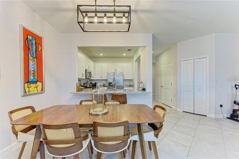 Townhouse in Bradenton, Florida 3 bedrooms, 178.84 sq.m. № 2213705 - photo 9