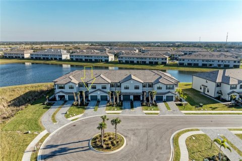 Townhouse in Bradenton, Florida 3 bedrooms, 178.84 sq.m. № 2213705
