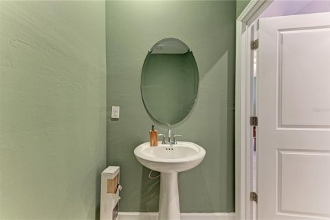 Townhouse in Bradenton, Florida 3 bedrooms, 178.84 sq.m. № 2213705 - photo 22