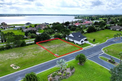 Terreno en Lake Alfred, Florida № 2267198