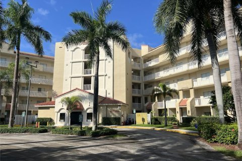 Copropriété à vendre à Doral, Floride: 3 chambres, 231.33 m2 № 1968127 - photo 5