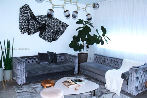 Copropriété à vendre à Doral, Floride: 3 chambres, 231.33 m2 № 1968127 - photo 9