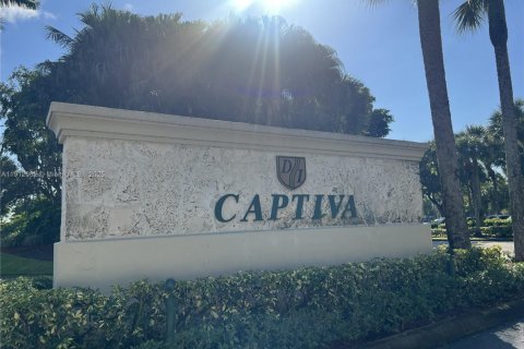 Copropriété à vendre à Doral, Floride: 3 chambres, 231.33 m2 № 1968127 - photo 1