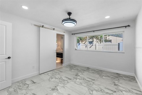 Villa ou maison à vendre à Saint Petersburg, Floride: 5 chambres, 258.73 m2 № 1566067 - photo 27